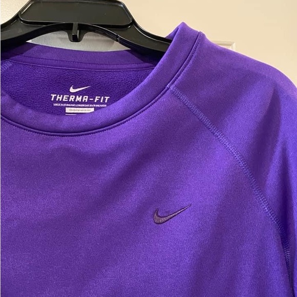 SOLD Nike Pullover - Picture 2 of 2